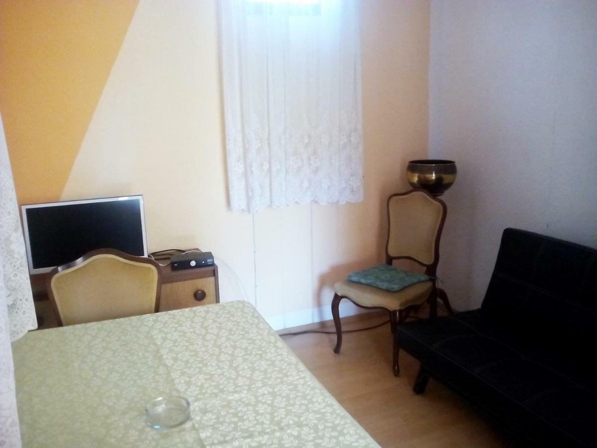 Apartments Petko 로고즈니차 외부 사진